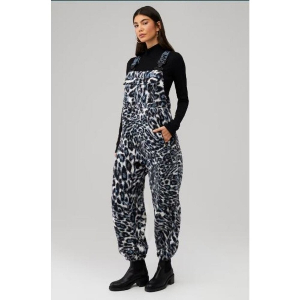 New FP Movement Hit The Slopes Printed Salopette Fleece Overalls One Piece Small - Picture 3 of 17